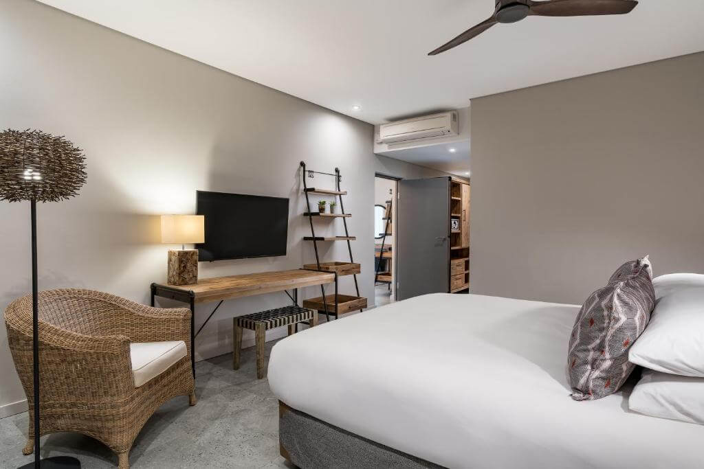 Kruger gate hotel bedroom.jpg