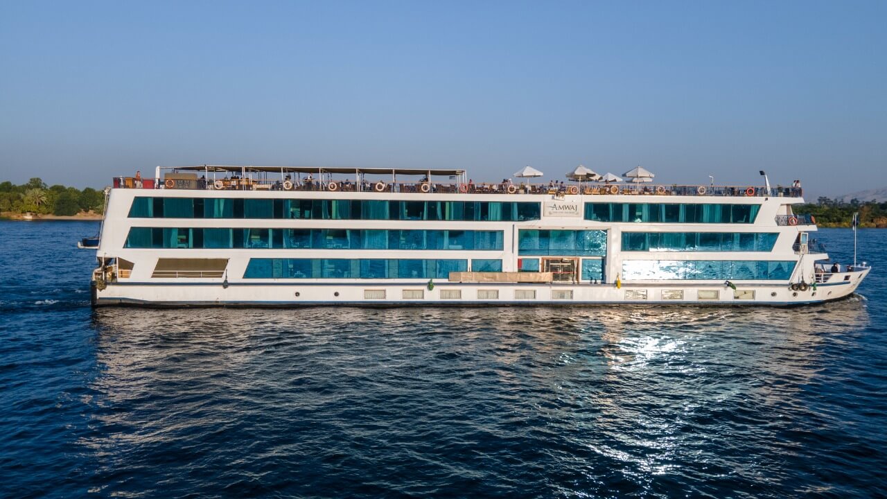amwaj livingstone banner.jpg