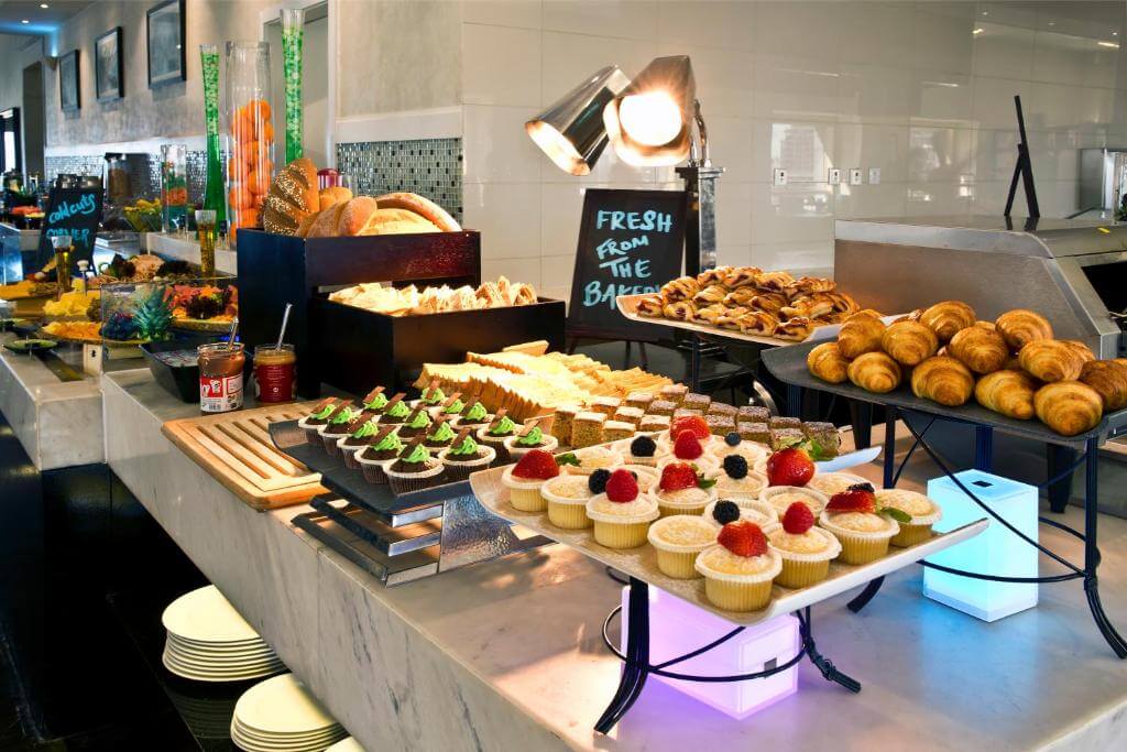 tower plaza hotel breakfast.jpg