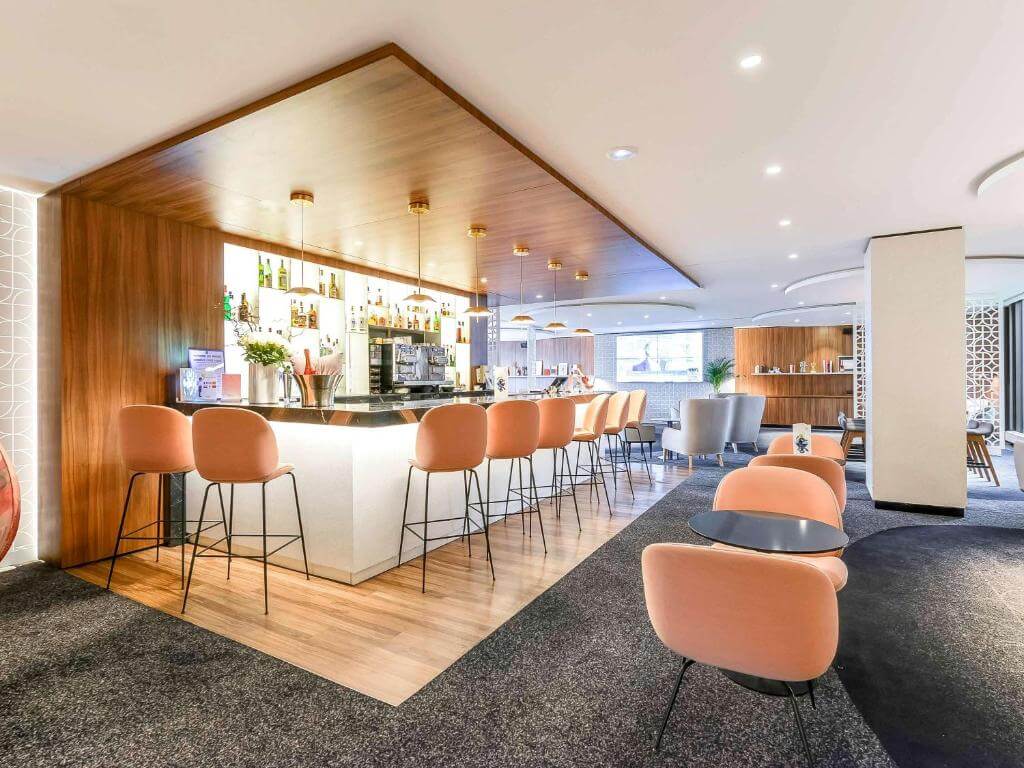 novotel tour eiffel restaurant.jpg