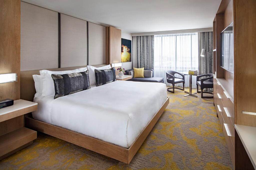 Hilton DC Capitol Hill BEDROOM 1.jpg