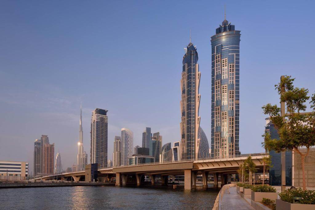 JW Marriott Marquis 4.jpg
