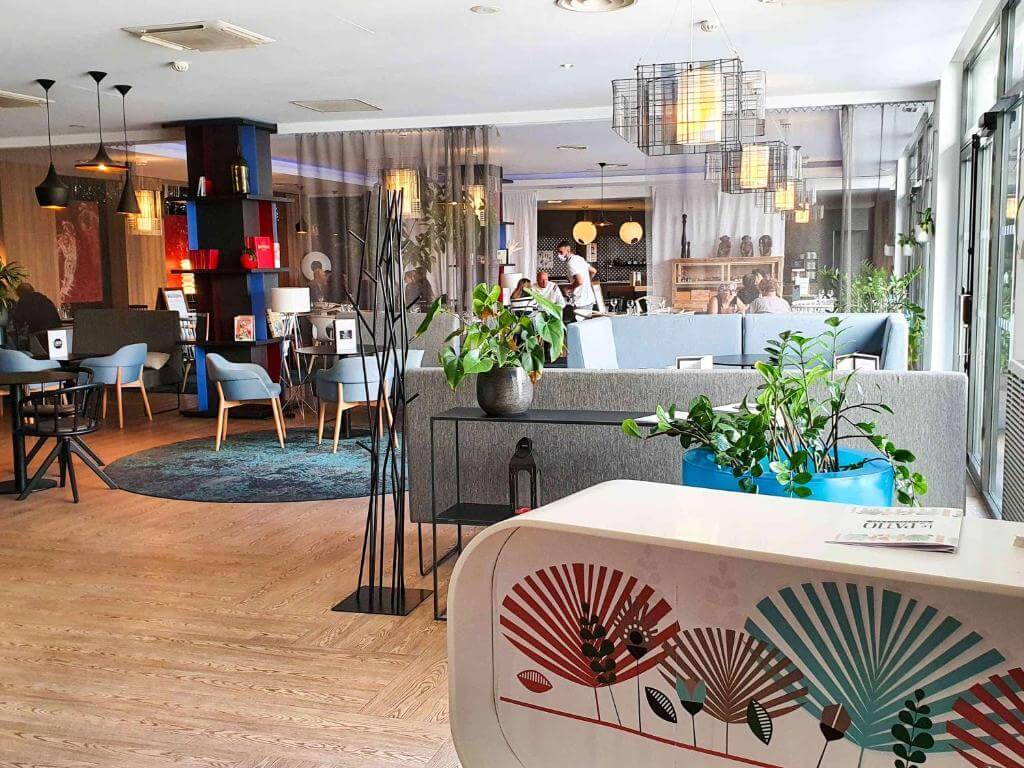 Novotel Avignon 6.jpg