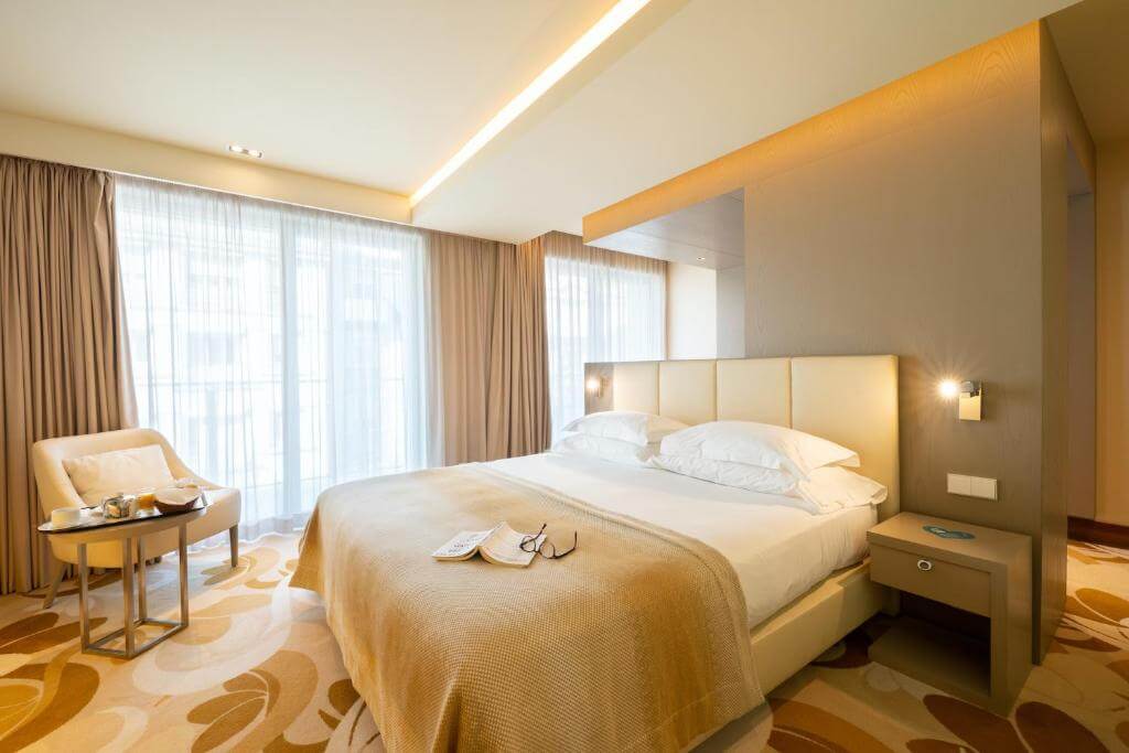 SMY LISBOA HOTEL 4.jpg