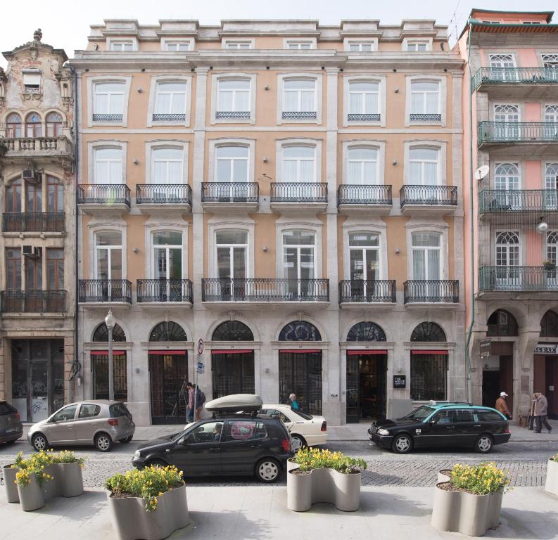 Ribeira House Porto.jpg