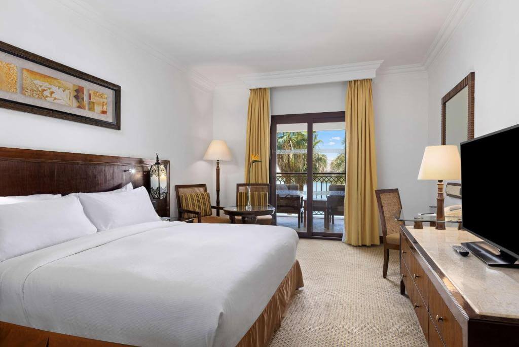 Hilton Luxor 2.jpg