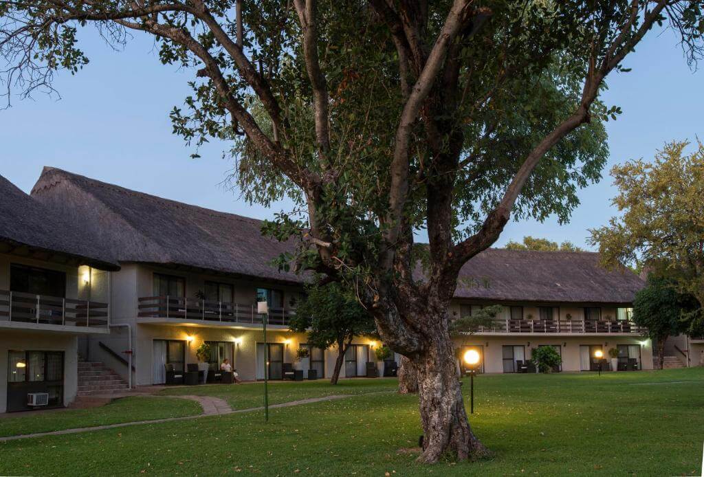 Azambezi lodge 2.jpg