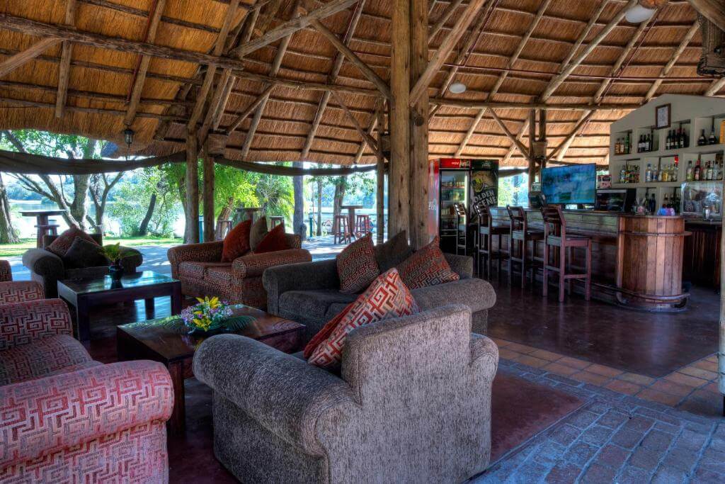 Azambezi lodge 6.jpg