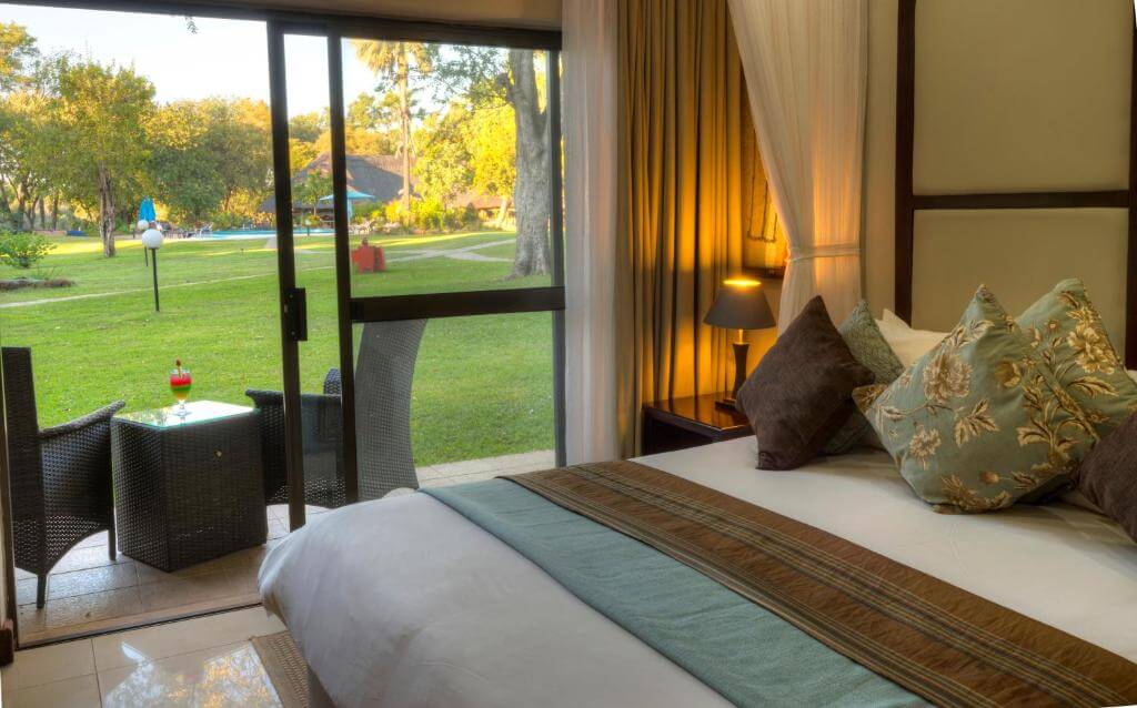 Azambezi lodge 5.jpg