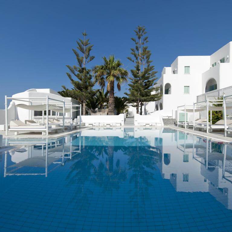 daedalus santorini 6.jpg
