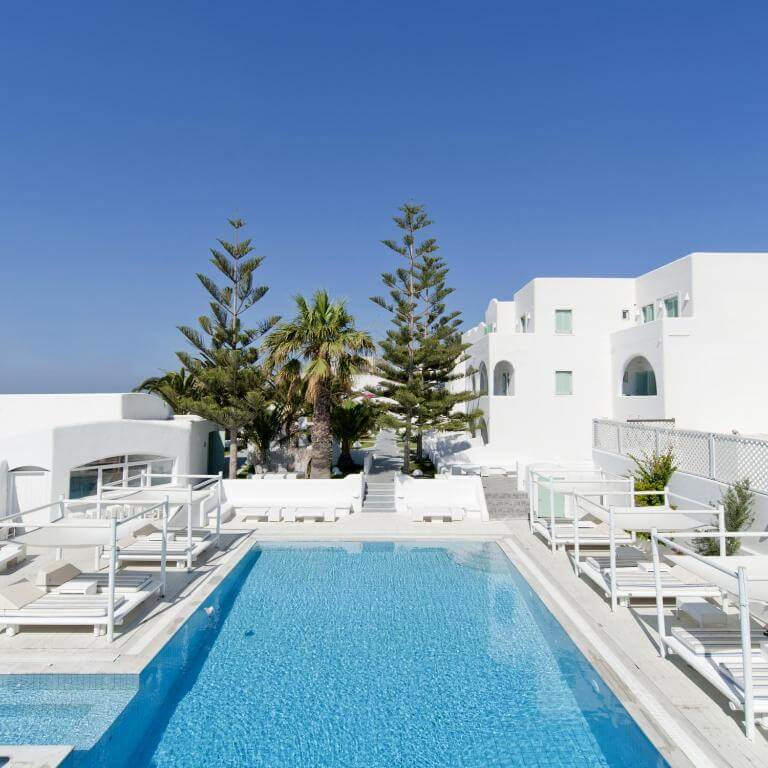 daedalus santorini 3.jpg