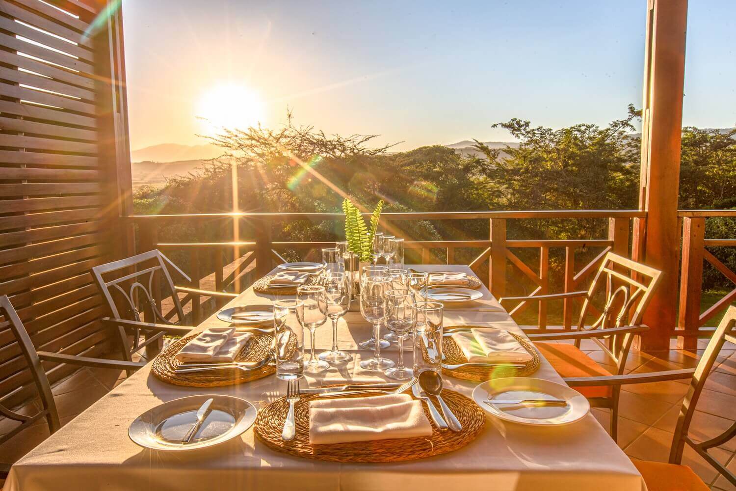 Restaurant-Acacia-Lodge2-4.jpeg
