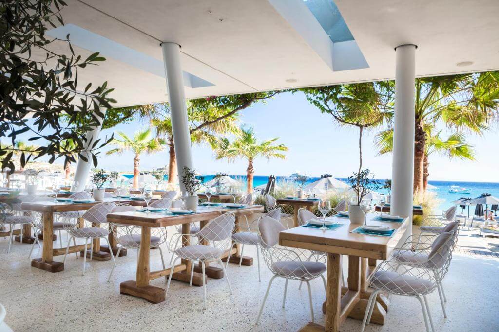 Mykonos Dove Beach resort 4.jpg