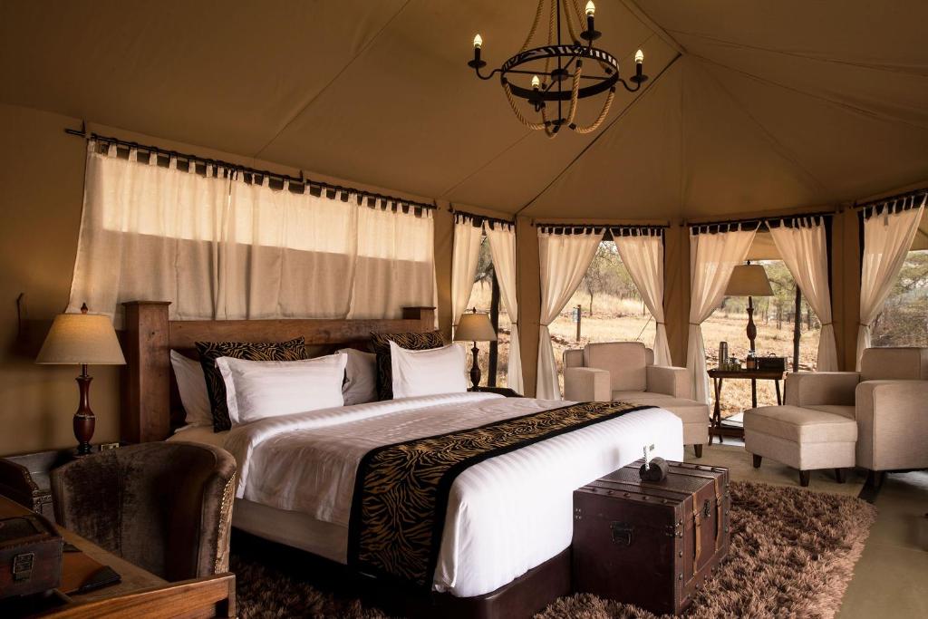 Ole Serai Luxury Camps 5.jpg