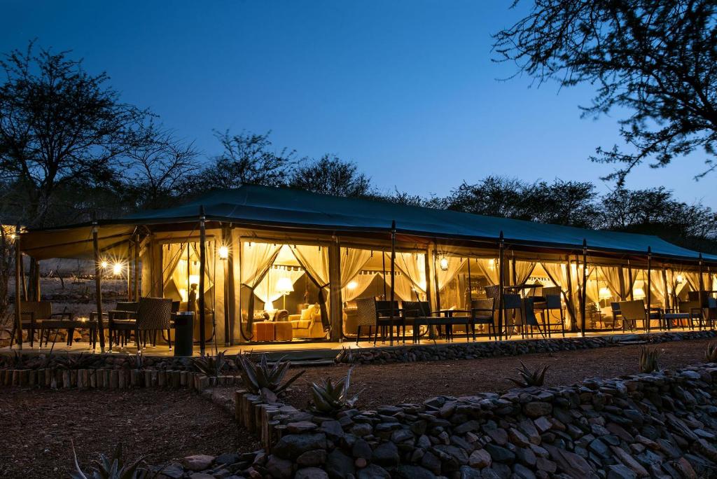 Ole Serai Luxury Camps 4.jpg