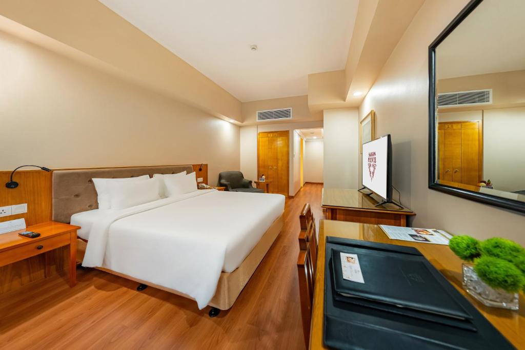 Saigon Prince Hotel 2.jpg