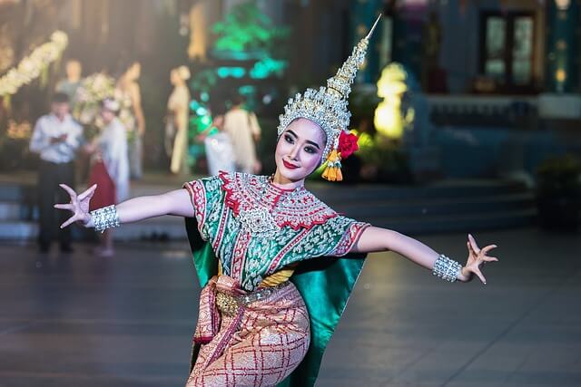 Bangkok culture show.jpg