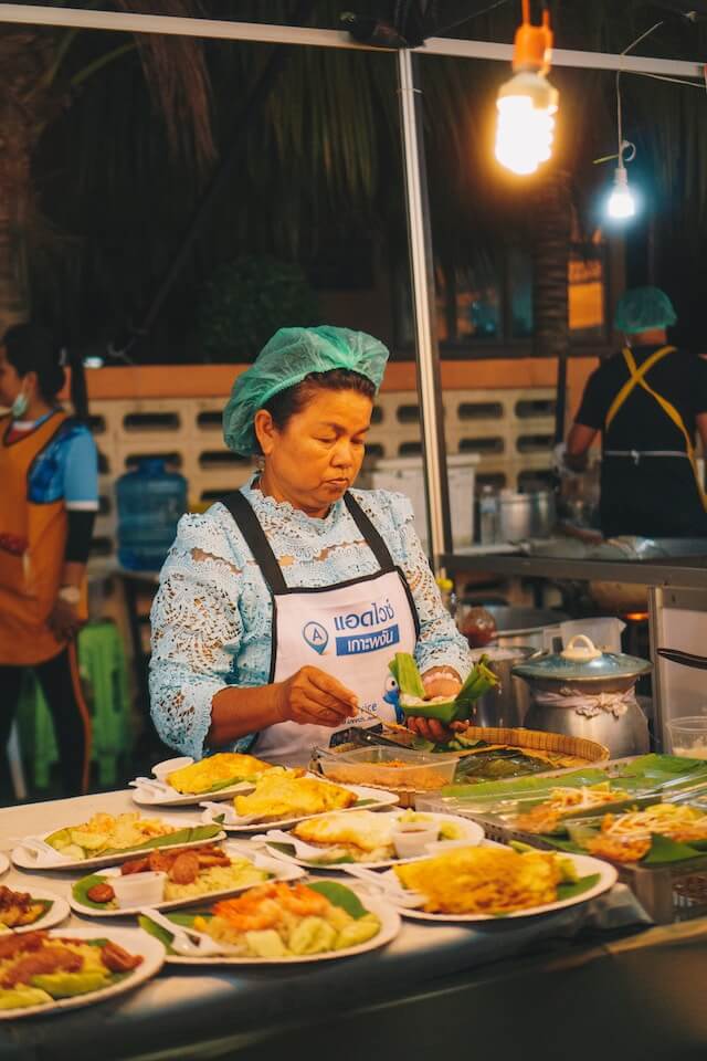phuket food vendor.jpg