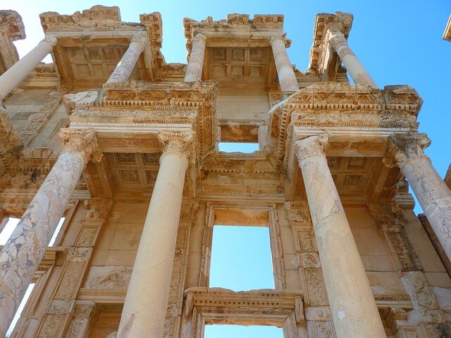 celsus-library-61084_640.jpg