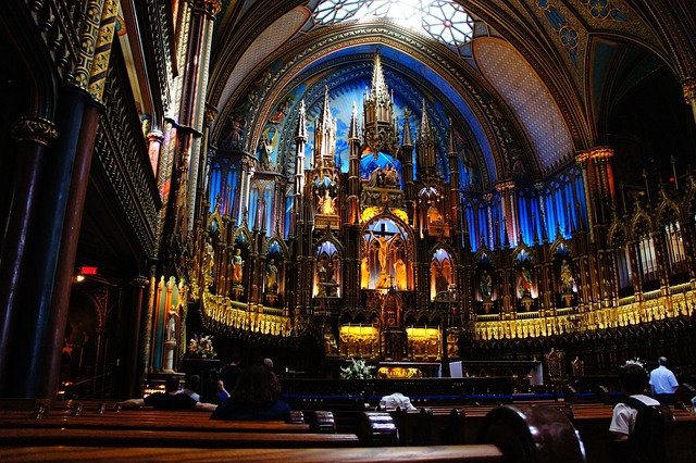 Nortre dam cathedral montreal.jpg