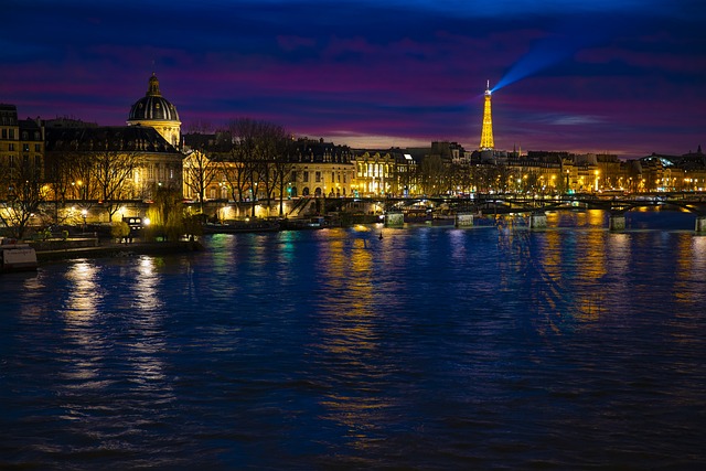 paris-g6966a9f13_640.jpg