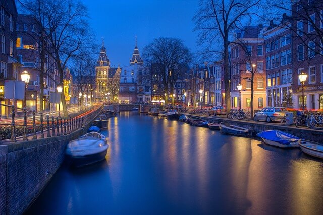 amsterdam 2.jpg