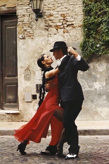 tango.jpg