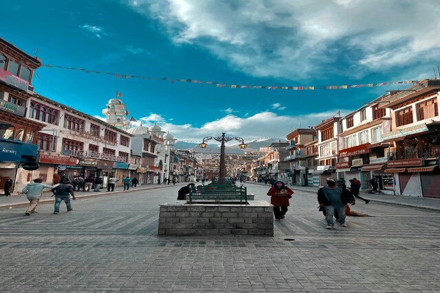 Leh market (1).jpg