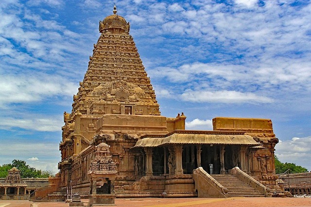 Brihadishvara, Temple, Thanjavur.jpg