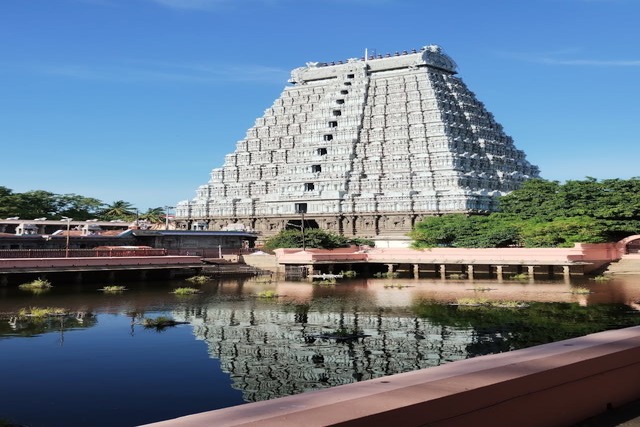 Meenakshi Amman Temple in Madurai.jpg