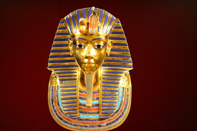 tutankhamen-2336124_640.jpg