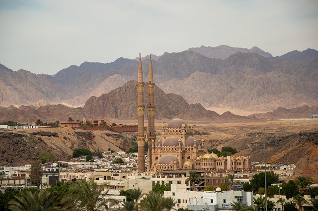 mosque-8344476_640.jpg