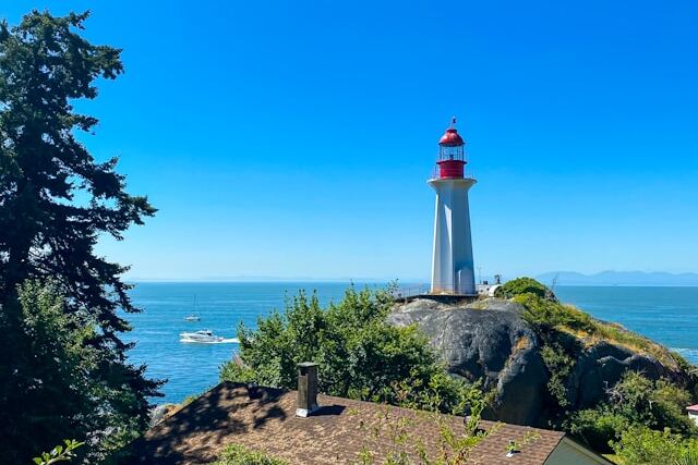 Lighthouse.jpg
