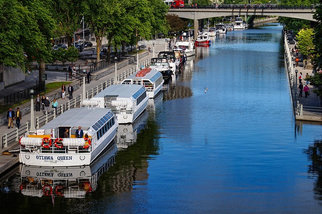 rideau-canal-6391769_640.jpg