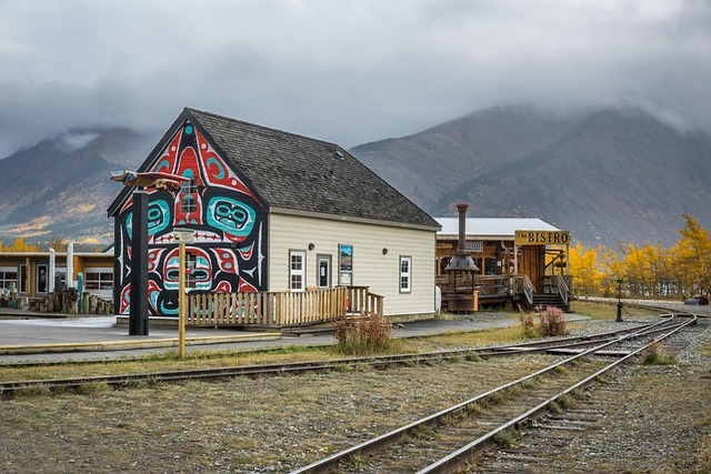 carcross-2998633_640 (1).jpg