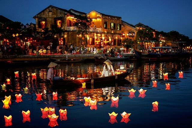 Hoi - an lights.jpg