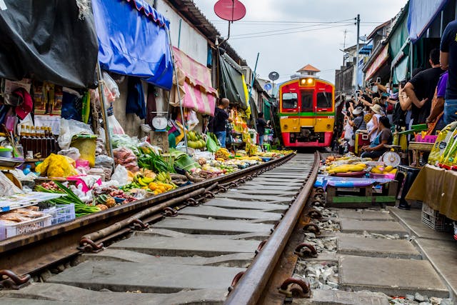 Maeklong Railway Market in Bangkok.jpg