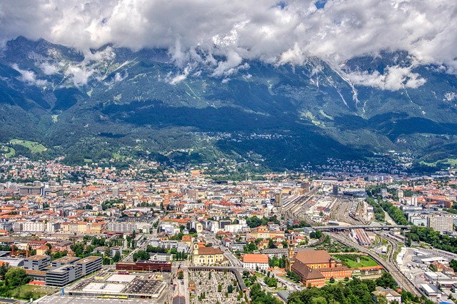 cityscape-7361396_640.jpg