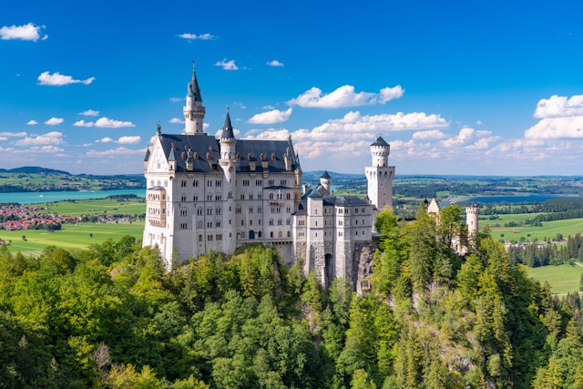 Castle Neuschwanstein.jpg