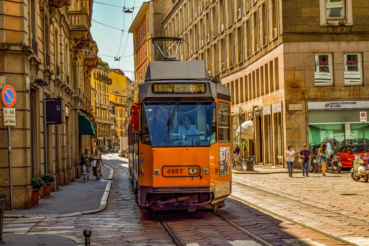 Milan Tram.jpg