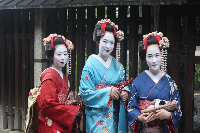 Japan Traditional Outfit.jpg
